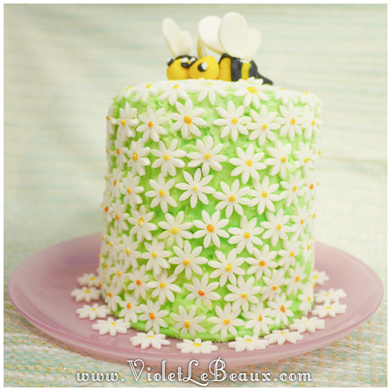 Polka Dot Daisy Bee Cake Adventures - Violet LeBeaux - Tales of an Ingenue